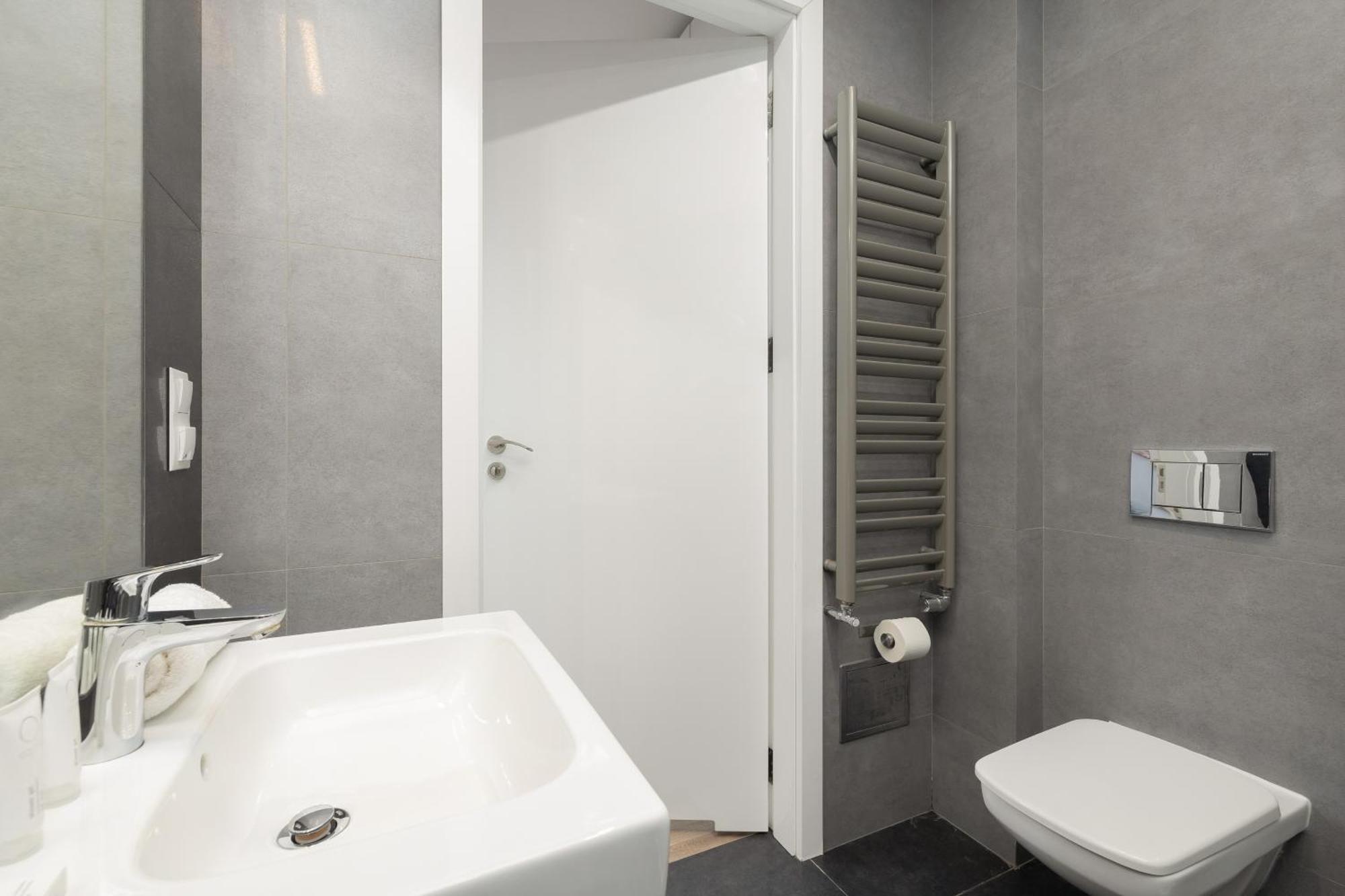 Central Planty Park Apartment Lobzowska By Noclegi Renters Krakow Exterior photo